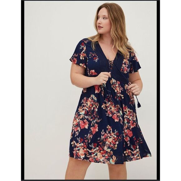 Torrid Mini Navy Blue Floral Tie Front Skater Dress Size XL - Picture 1 of 9